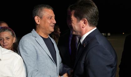 Başkan Ahmet Kaya, CHP Lideri Özgür Özel’i Trabzon’da Karşıladı: "Tarihi Buluşmaya Davetlisiniz"