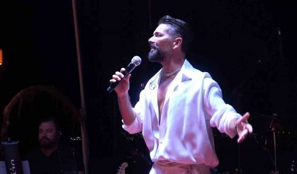 20 yıl sonra ilk sahneye çıktığı mekana geri döndü