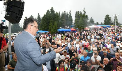 Başkan Genç, Kayabaşı Karaabdal Halk Şenliği’nde kadın cinayetlerine dikkat çekti