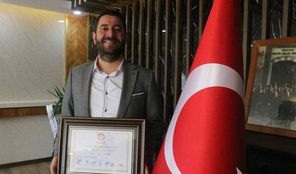 CHP’li meclis üyesinin TİP’li başkana ettiği küfür ortalığı savaş alanına çevirdi