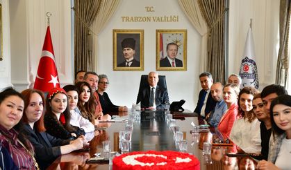 Vali Aziz Yıldırım, Orta Asya’dan gelen turizm acentelerini kabul etti