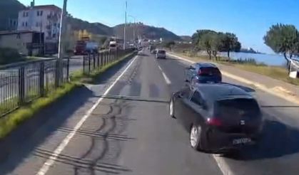 Trabzon’da kazaya davetiye çıkartan yollar ve sürücüler araç kameralarına yansıdı