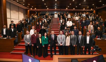 Başkan Genç'ten öğrencilere yeni yıl müjdesi