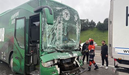 Konyaspor otobüsü kaza yaptı