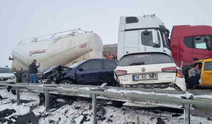 Zincirleme kazada can pazarı yaşandı: 8 ağır yaralı