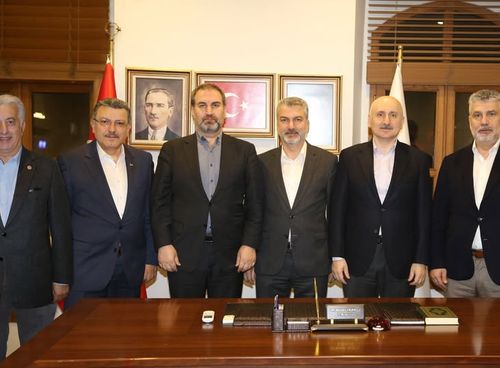 AK Parti Trabzon Teşkilatı haftaya sahada damga vurdu