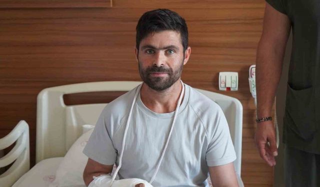 Van’da zorlu el ameliyatı: 10 saatlik mücadeleyle hayata tutundu