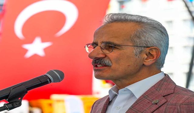 Uraloğlu : Özgür Özel'in siyaset tarzı 'Boş Laf'