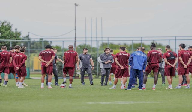 Trabzonspor, yeni sezon hazırlıklarına bugün 10.00'da yaptığı antrenmanla devam etti.