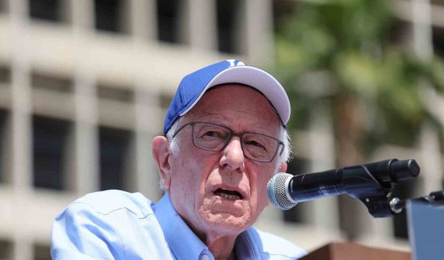 ABD’li Senatör Sanders: "ABD, İsrail’e daha fazla askeri yardım yapmamalı"