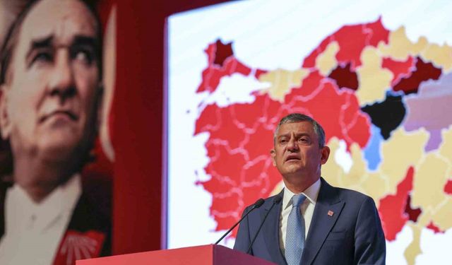CHP Genel Başkanı Özel, "100 Karası" programına katıldı