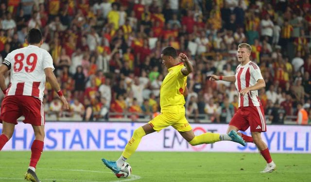 Göztepe, hazırlık maçlarında göz doldurdu