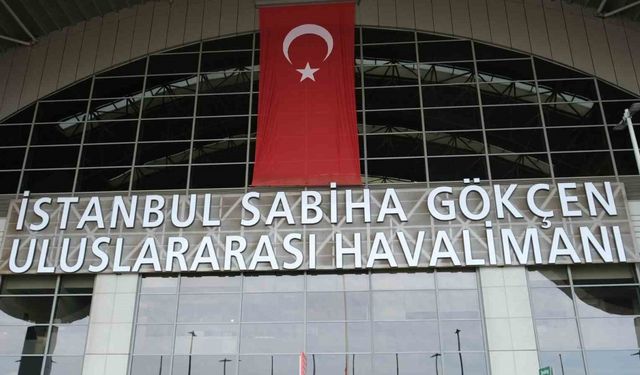 Sabiha Gökçen Uluslararası Havalimanı 15 Temmuz’da kırmızı beyaza bürünecek