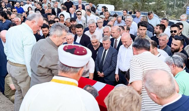 Süleyman Soylu’dan Vali Erol Karaömeroğlu’na Veda: “O sadece bir vali değil, dostumuzdu”