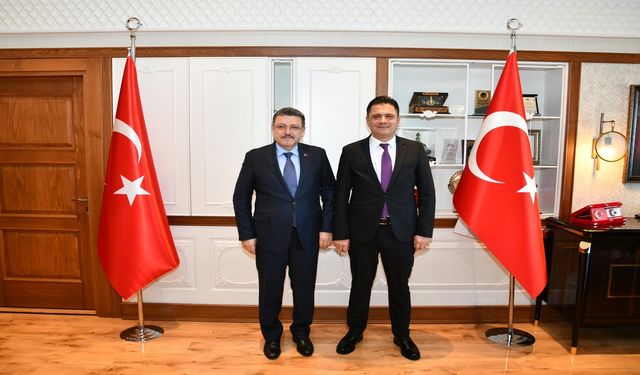 AK Parti Ortahisar İlçe Başkanı Dr. Seyit Hisoğlu’ndan Başkan Ahmet Metin Genç’e Tam Destek