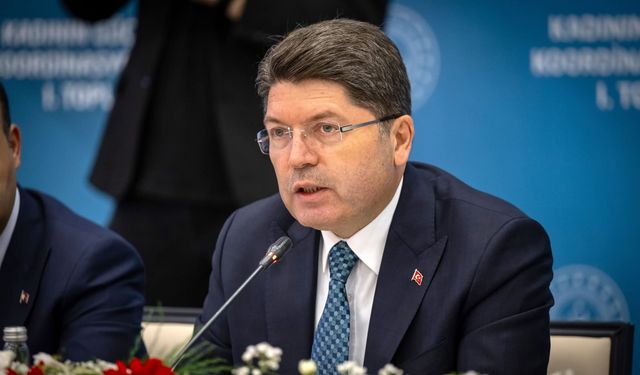 Adalet Bakanlığı’na 20 bin personel alınacak