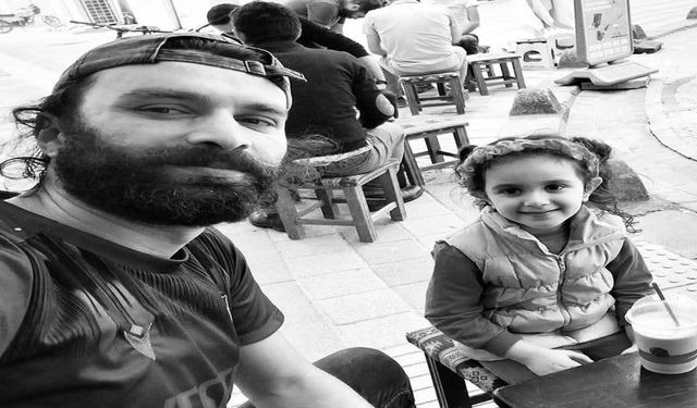 Kazada hayatını kaybeden baba ve kızı yan yana toprağa verildi