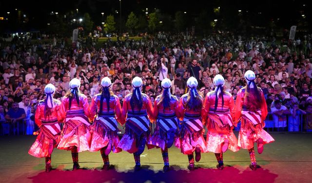 Trabzon, horonla dünyayı birleştirdi