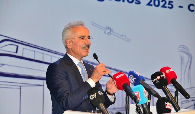 Bakan Uraloğlu:Trabzon'a '175 milyar liralık yatırım,265 kilometre bölünmüş yol' yaptık