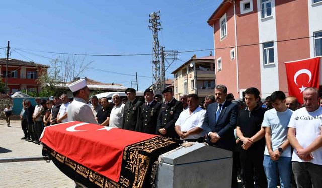 Kıbrıs Gazisi son yolculuğuna uğurlandı