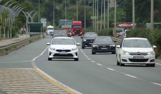 Yollara Karadeniz dokunuşu: Çay ve fındık asfaltla buluşuyor
