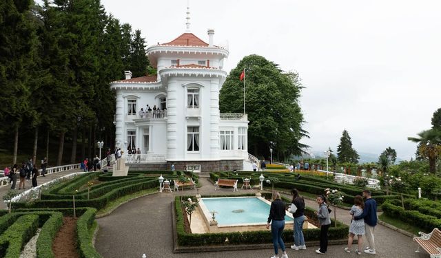 “Atatürk Köşkü, yüz binlerce ziyaretçiyi ağırladı”