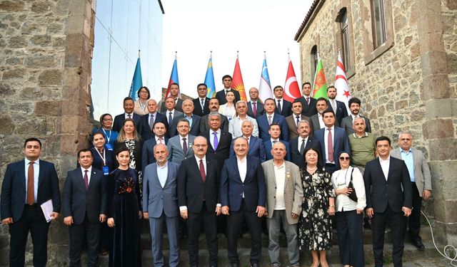 Başkan Genç:Hedefimiz Trabzon'un Türk Dünyası başkenti olmasıdır