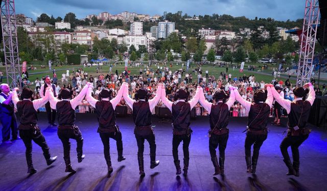 Trabzon'u horon ve müzik festivali coşkusu sardı