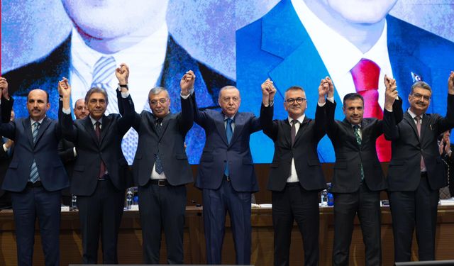 2 belediye başkanı daha AK Parti'ye katıldı