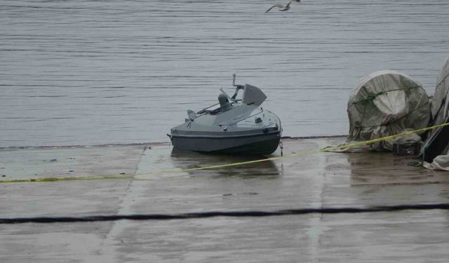 Çarşıbaşı açıklarında menşei belirsiz bir insansız deniz aracı bulundu