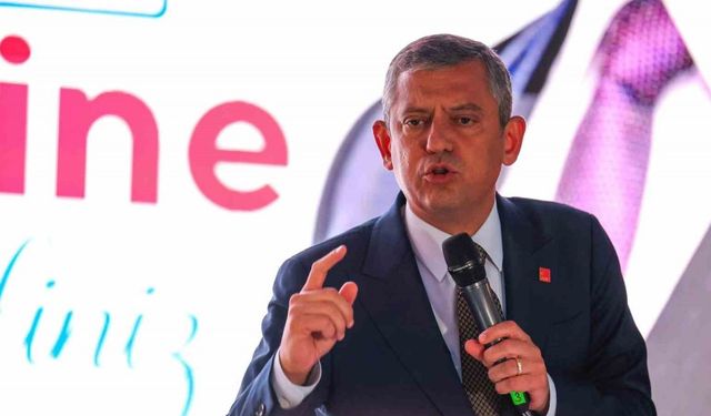 CHP Genel Başkanı Özel: "Merkezi hükümetle yerel yönetim birbirinin düşmanı değildir"