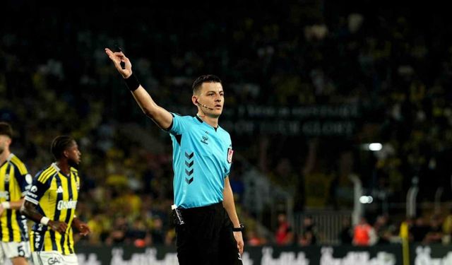 Hakem Ozan Ergün, Fenerbahçe - Trabzonspor maçında 2 kez VAR’a gitti