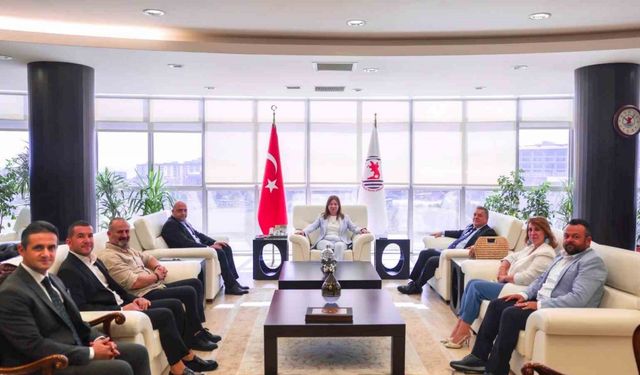 Rektör Aydın, Samsunspor formasını çekti
