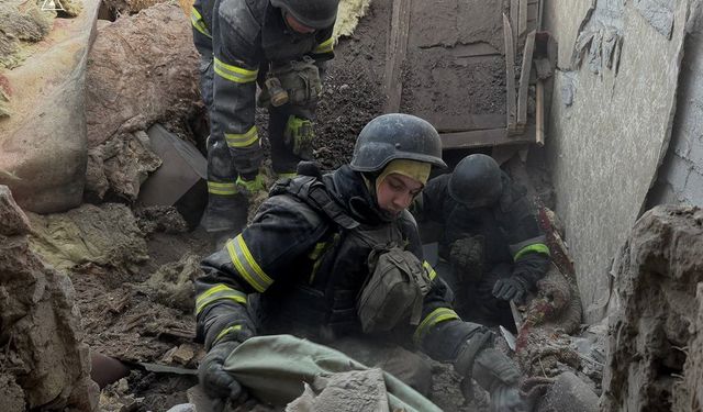 Rusya, Ukrayna’yı vurdu: 3 ölü