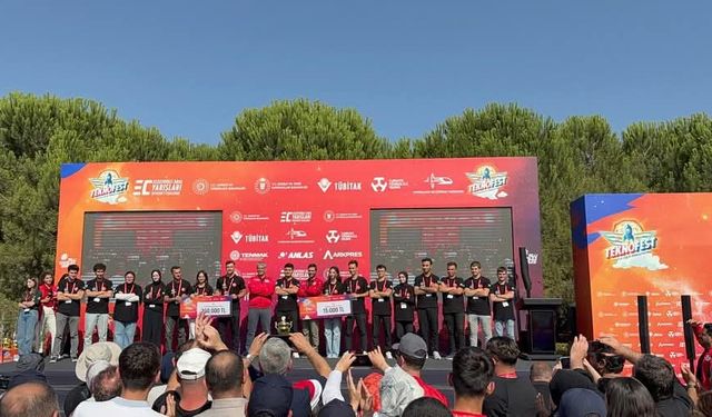 KTÜ,TEKNOFEST 2025 Hyperloop Geliştirme Yarışması'nda üst üste ikinci kez şampiyon