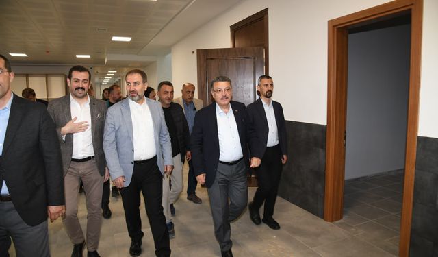 AK Parti Genel Başkan Yardımcısı Trabzon Milletvekili Mustafa Şen ve Ahmet Metin Genç'in Akçaabat çıkarması