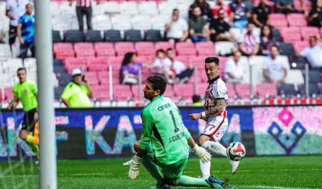 Trendyol Süper Lig: Samsunspor: 1 - Antalyaspor: 2 (Maç sonucu)