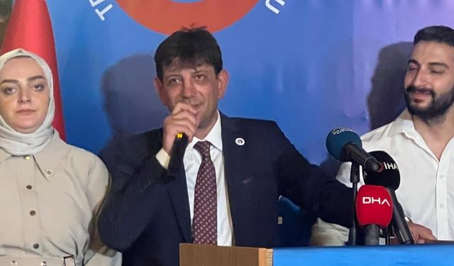 İsmail Turgut Öksüz: "Trabzonluların tek çatı altında birleşmesi gerekiyor"