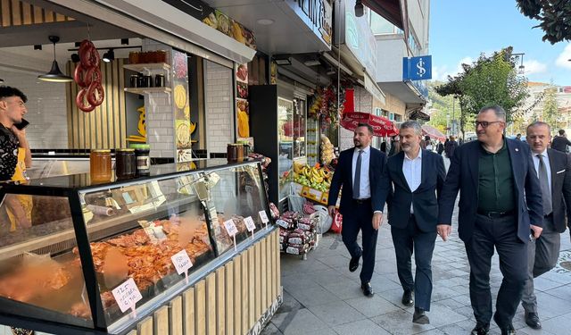 AK Parti Trabzon Koordinatörü Hasan Çilez İlçe programlarına Araklı'dan başladı