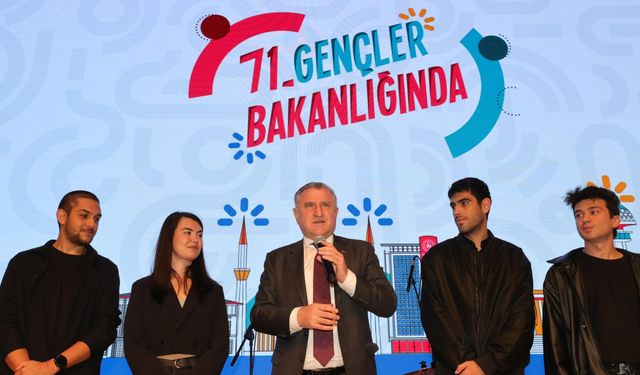 Bakan Osman Aşkın Bak:  “Gençler Bakanlığında!”