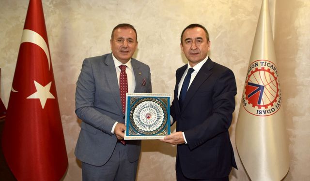 Özbekistan'ın Ankara Büyükelçisi İlhom Haydarov, Trabzon Ticaret ve Sanayi Odası'nı ziyaret etti