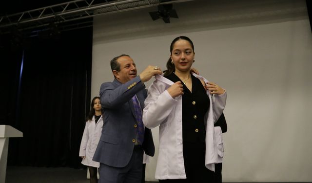 Avrasya Üniversitesinde beyaz önlük heyecanı