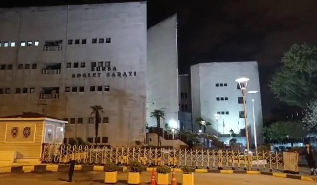 Aralarında CHP’li eski belediye başkanının da bulunduğu 15 şüpheli tutuklandı