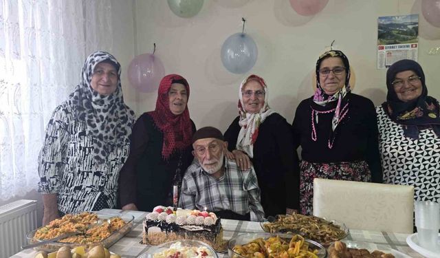 Hacı Hasan Dede’nin 95. yaş gününün mutluluğu