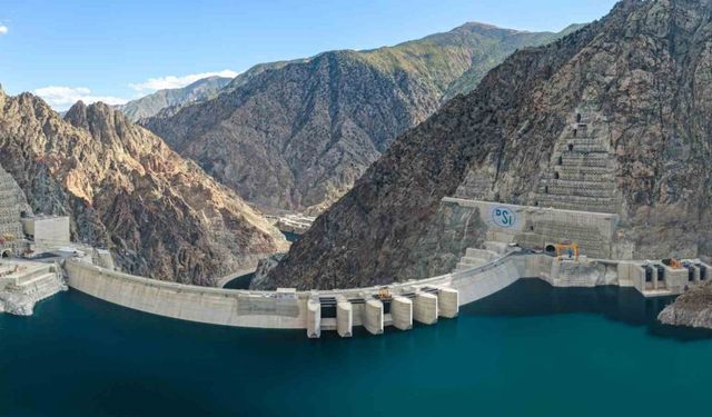 Yusufeli HES 3 yılda 3,4 milyon megavatsaatlik elektrik üretti