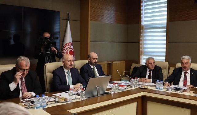 Karaismailoğlu: “Vakıf mallarının etkin yönetimi ve kültürel mirasın korunması önceliğimizdir”