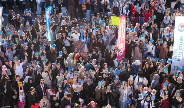 Trabzon Kitap Günleri'nde Cumartesi izdihamı