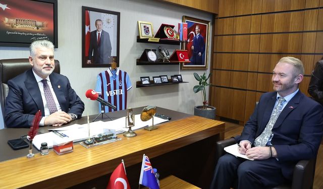 AK Parti Trabzon Milletvekili Yılmaz Büyükaydın, Yeni Zelanda Büyükelçisi Greg Lewis’i TBMM’de ağırladı