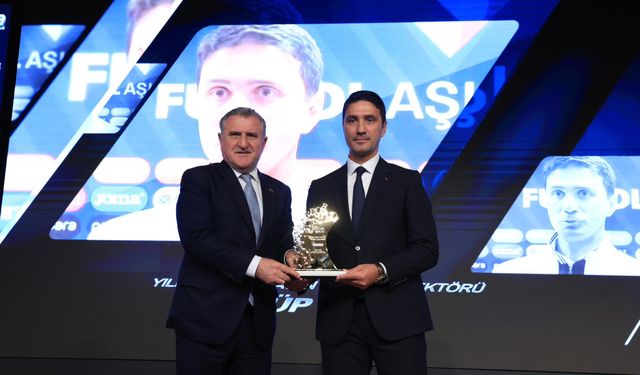 Yılın Fark Oluşturan Teknik Direktörü: Eyüp Saka