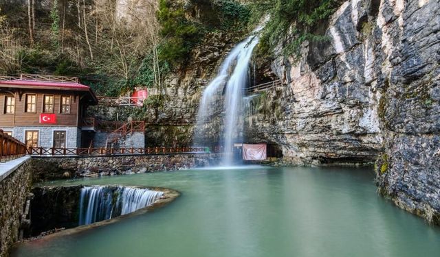 Büyükşehir destinasyonlarına ziyaretçi akını